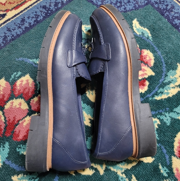 Clarks Westlynn Bella Loafer - Picture 7 of 9